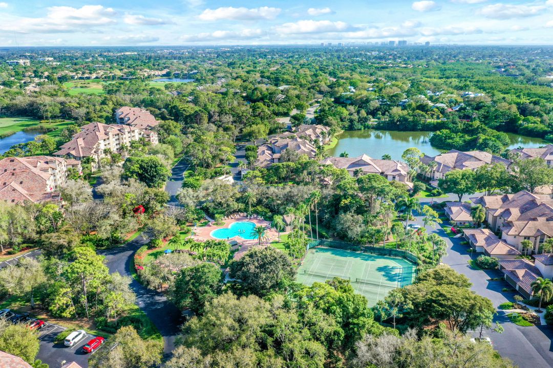 26930 Wedgewood Dr  #401, Bonita Springs, FL 34134