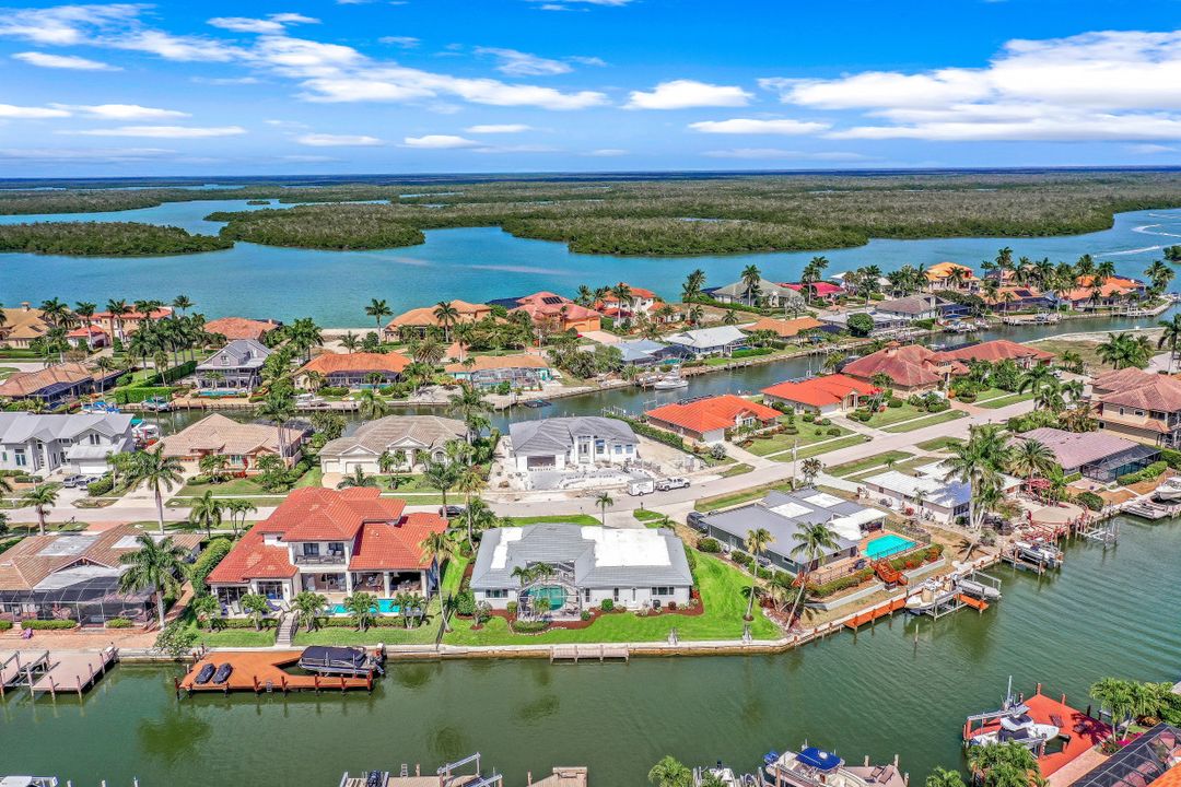 166 Hollyhock Ct, Marco Island, FL 34145