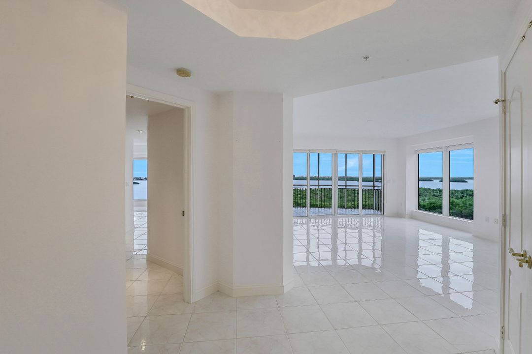 4801 Bonita Bay Blvd #804, Bonita Springs, FL 34134