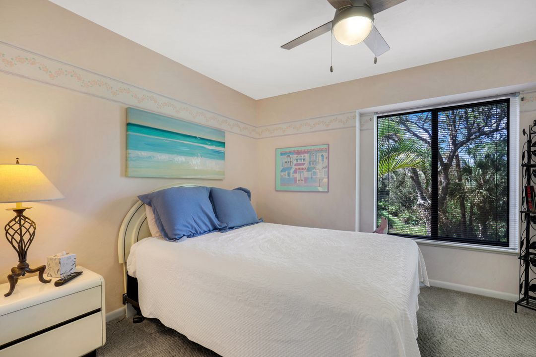 27131 Oakwood Lake Dr, Bonita Springs, FL 34134