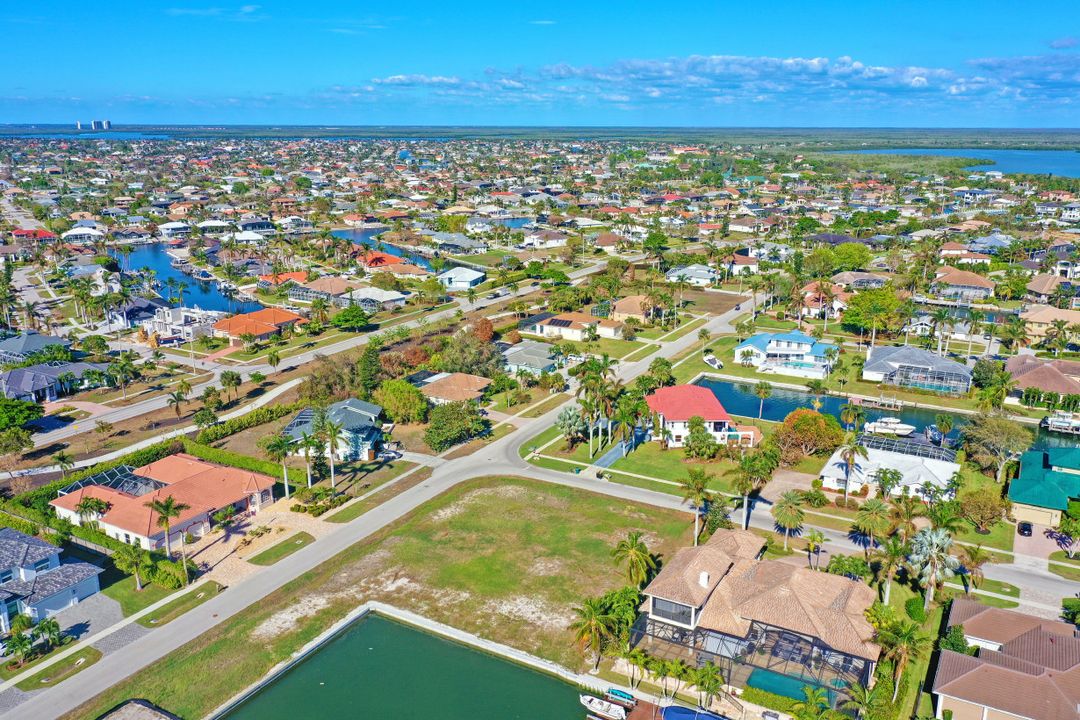 530 Conover Ct, Marco Island, FL 34145