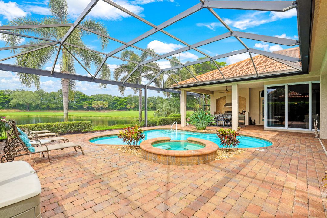 12550 Vittoria Way, Fort Myers, FL 33912