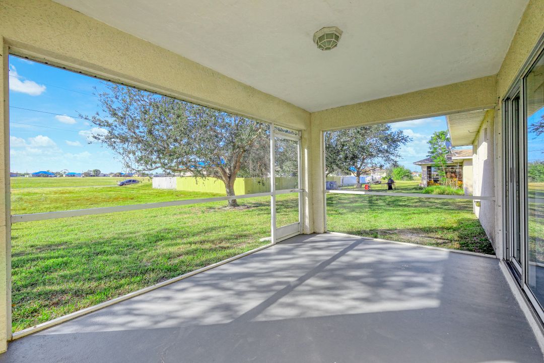 338 NE 23rd St, Cape Coral, FL 33909