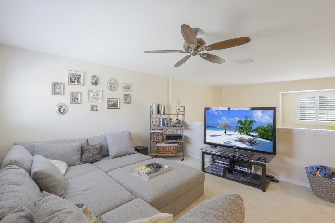 11588 Aron Ct, Estero, FL 33928