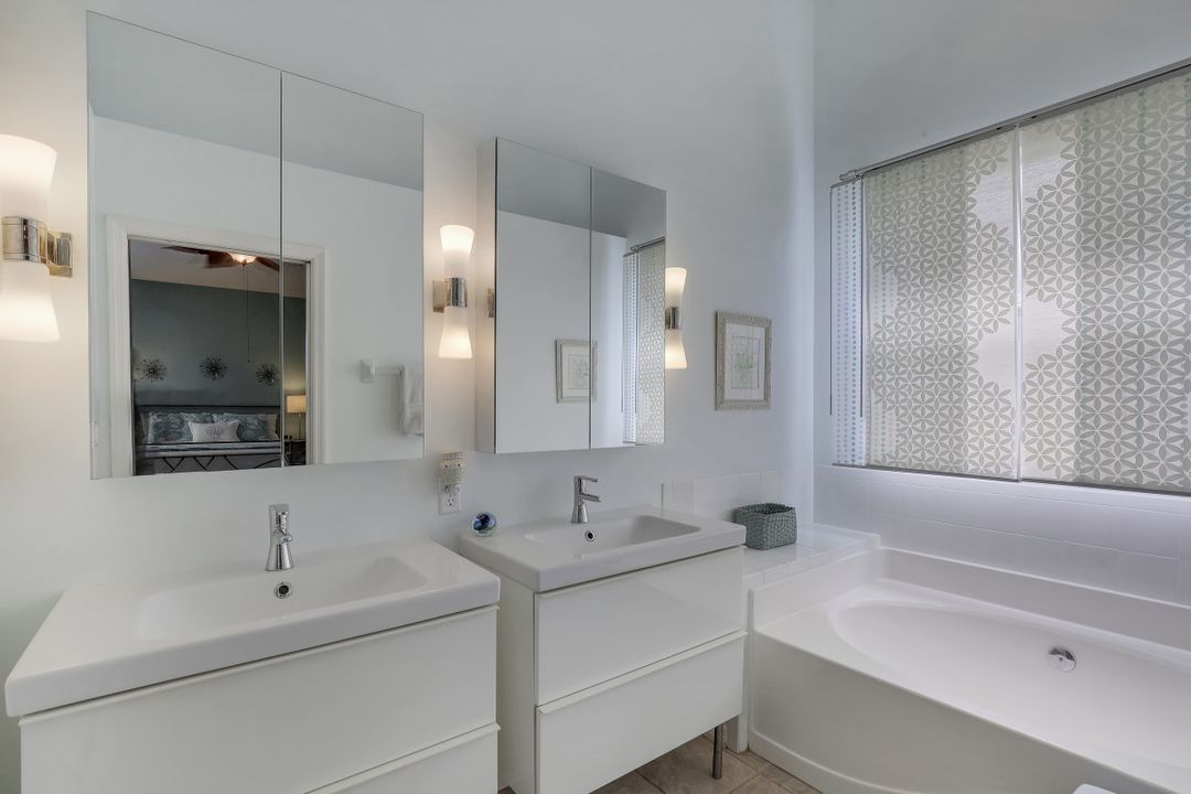 25610 Inlet Way Ct, Bonita Springs, FL 34135