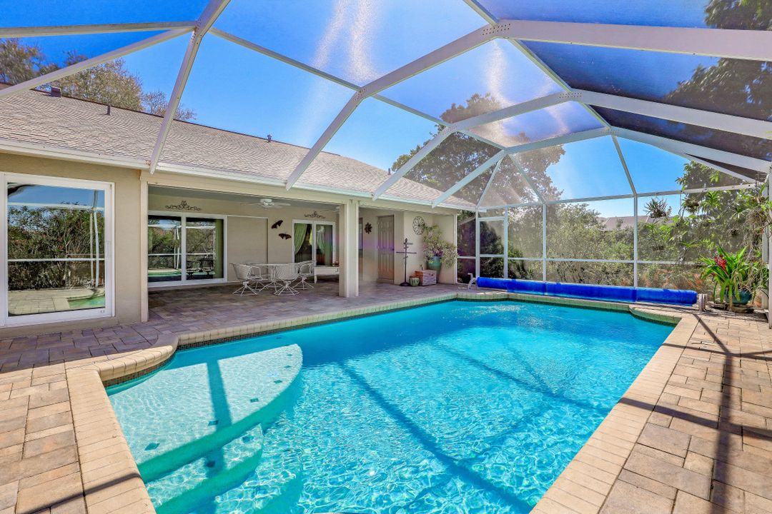 204 SE 20th Pl, Cape Coral, FL 33990