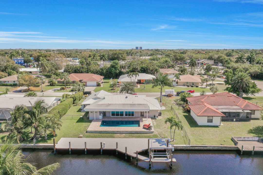 6572 E Town and River Rd, Fort Myers, FL 33919