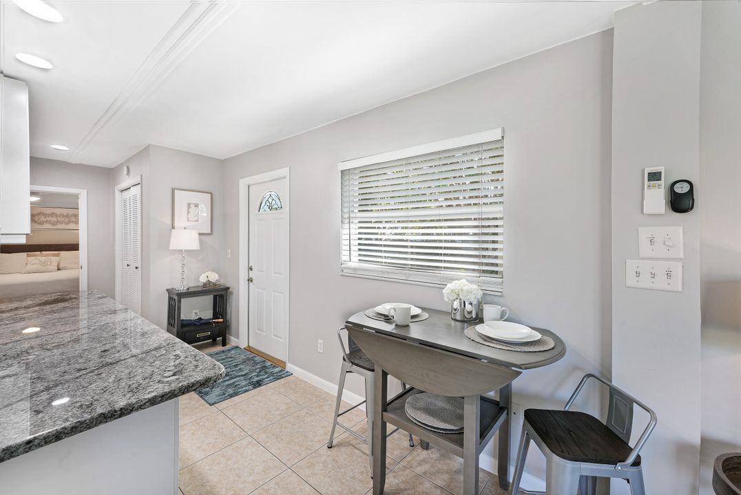 10095 7th St N #1, Naples, FL 34108