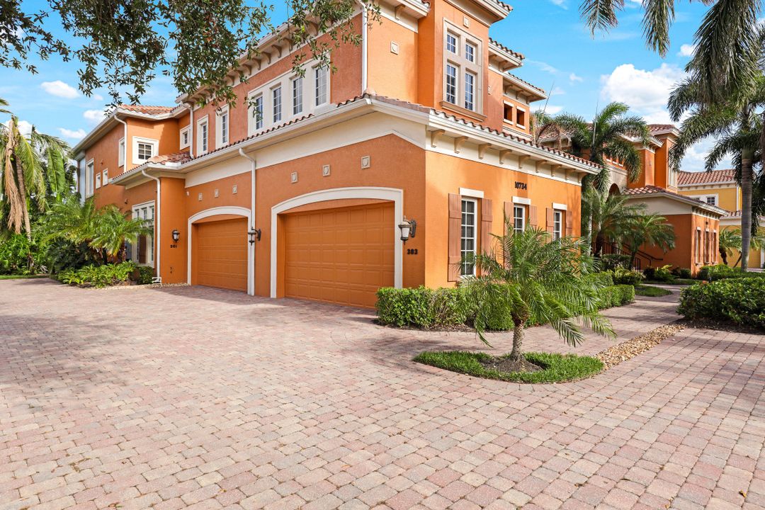 10734 Mirasol Dr #301, Miromar Lakes, FL 33913