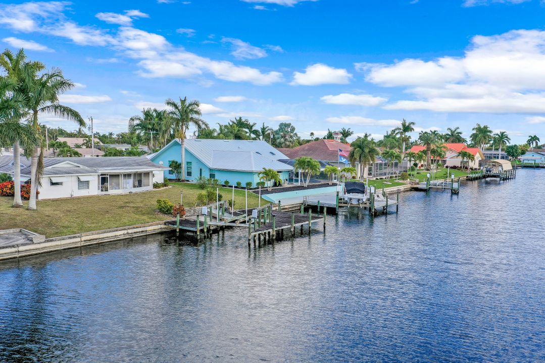 1932 SE 35th St, Cape Coral, FL 33904