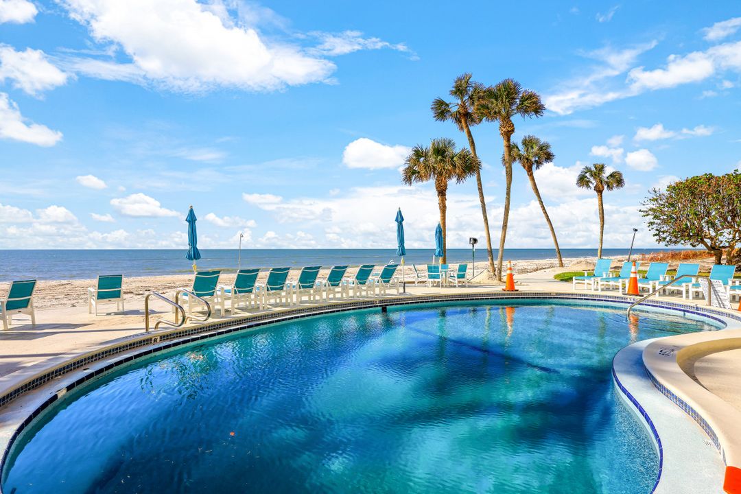 2885 Gulf Shore Blvd N  #803, Naples, FL 34103