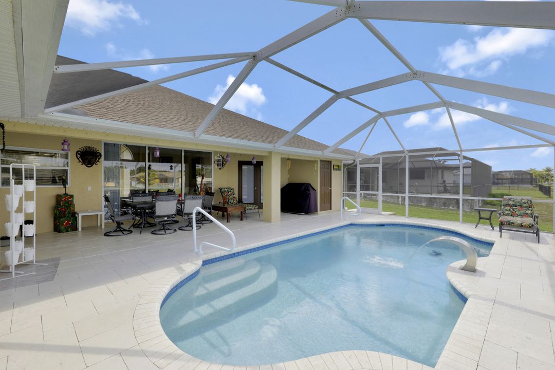 1429 SE 17th St, Cape Coral, FL 33990