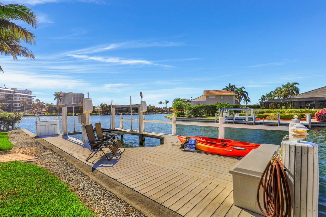 427 Swiss Ct, Marco Island, FL 34145