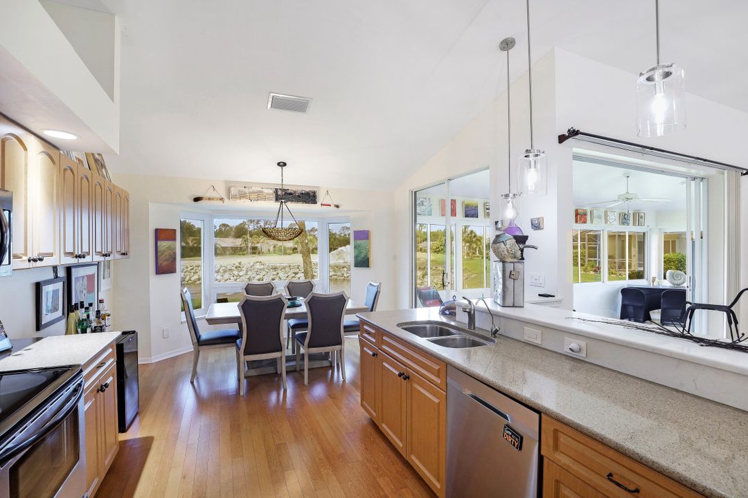 12724 Hunters Ridge Dr, Bonita Springs, FL 34135