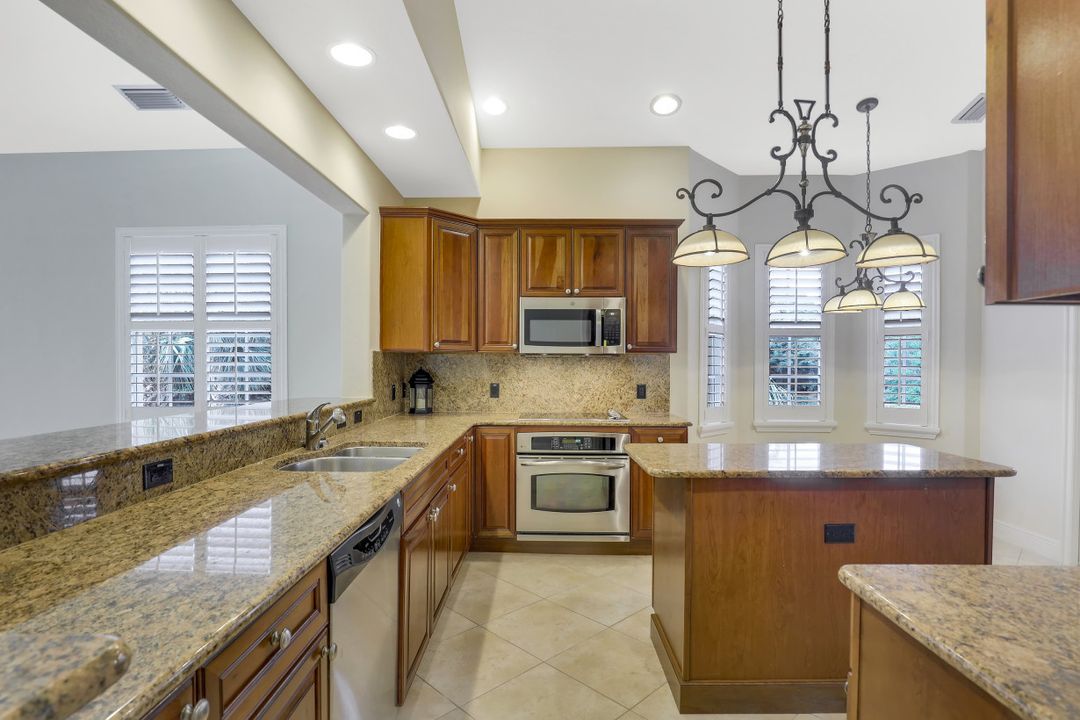 10560 Marino Ct #104, Miromar Lakes, FL 33913