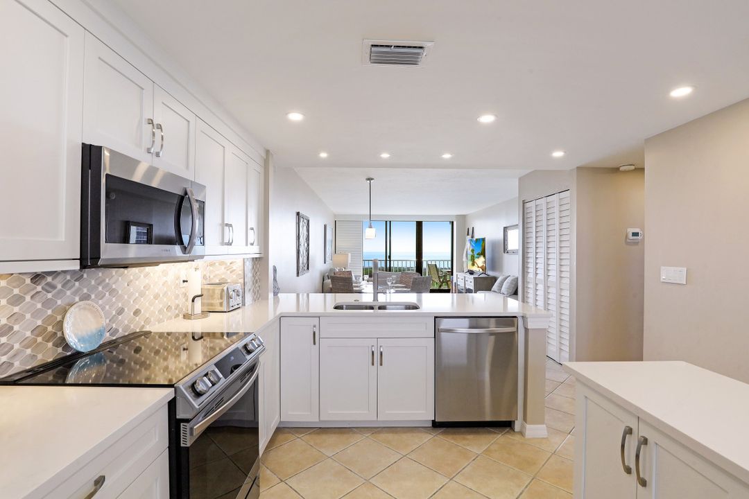 440 Seaview Ct #905, Marco Island, FL 34145