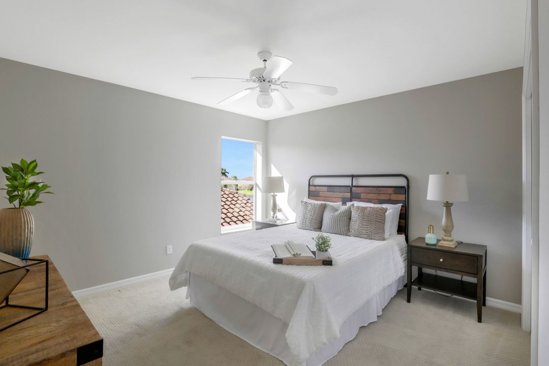 11043 Lakeland Cir, Fort Myers, FL 33913