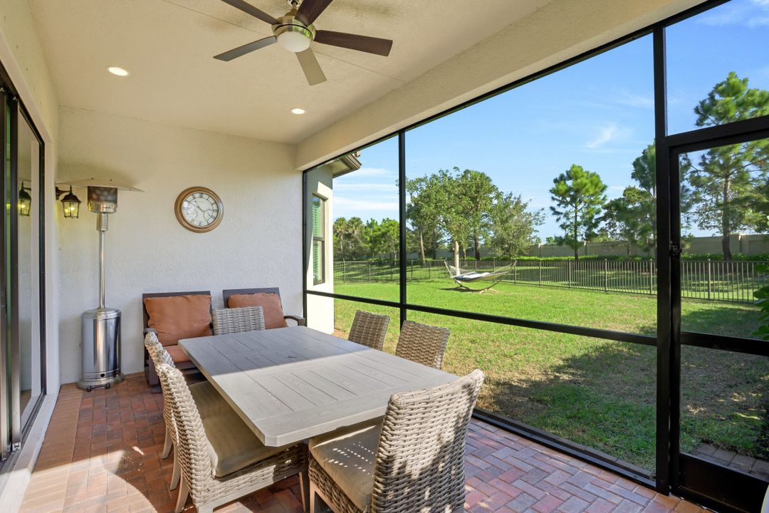 4228 Amelia Wy, Naples, FL 34119