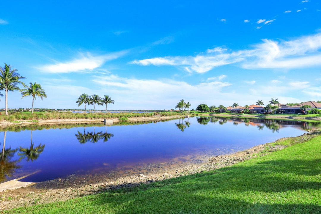 9064 Siesta Bay Dr #102, Naples, FL 34120