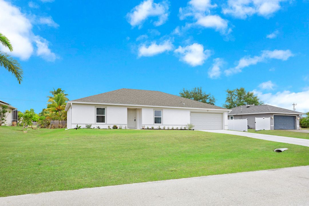 329 NE 13th Terrace, Cape Coral, FL 33909