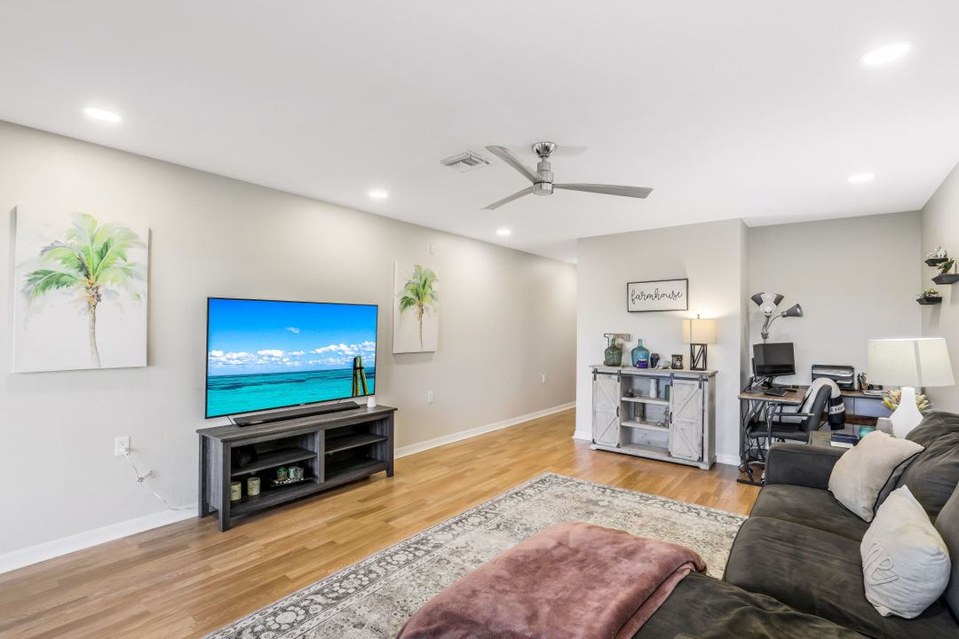 9063 Gervais Cir #1207, Naples, FL 34120