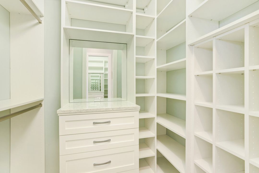 2030 El Dorado Pkwy W, Cape Coral, FL 33914