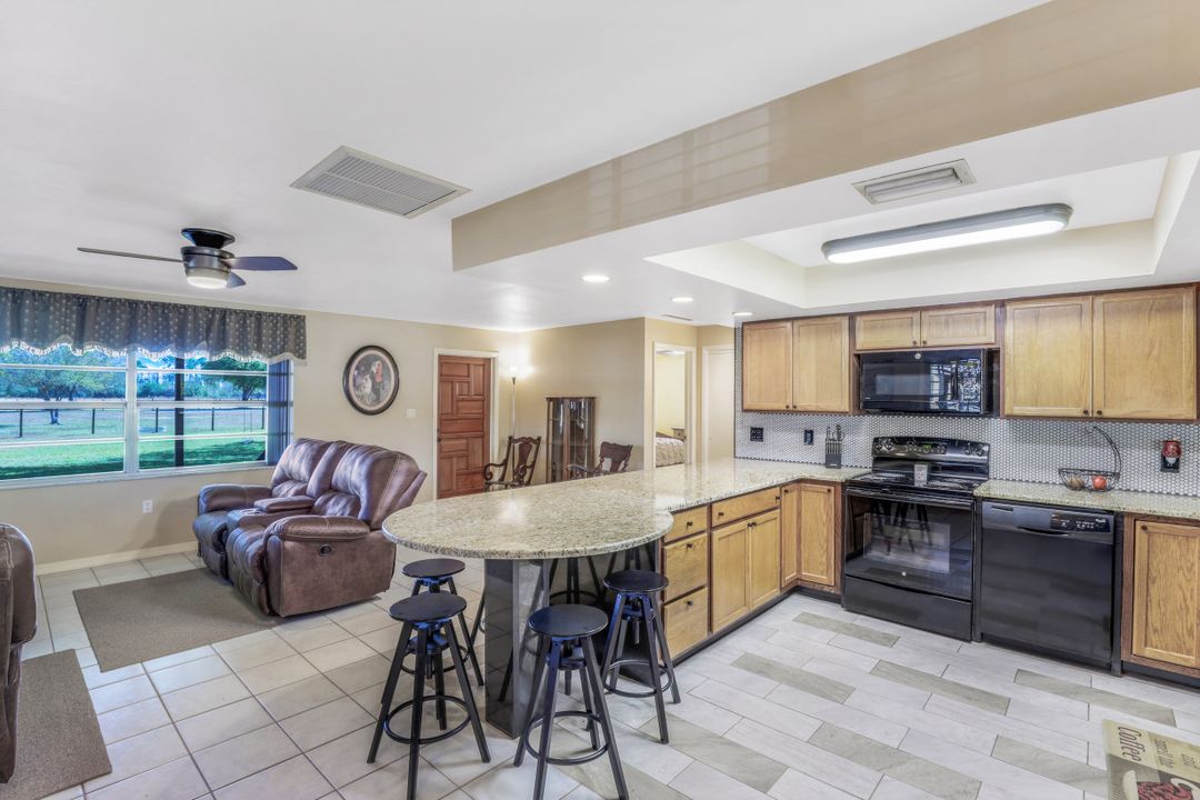 6440 Staley Farms Rd, Fort Myers, FL 33905