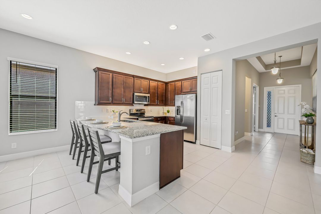 11575 Lakewood Preserve Pl, Fort Myers, FL 33913