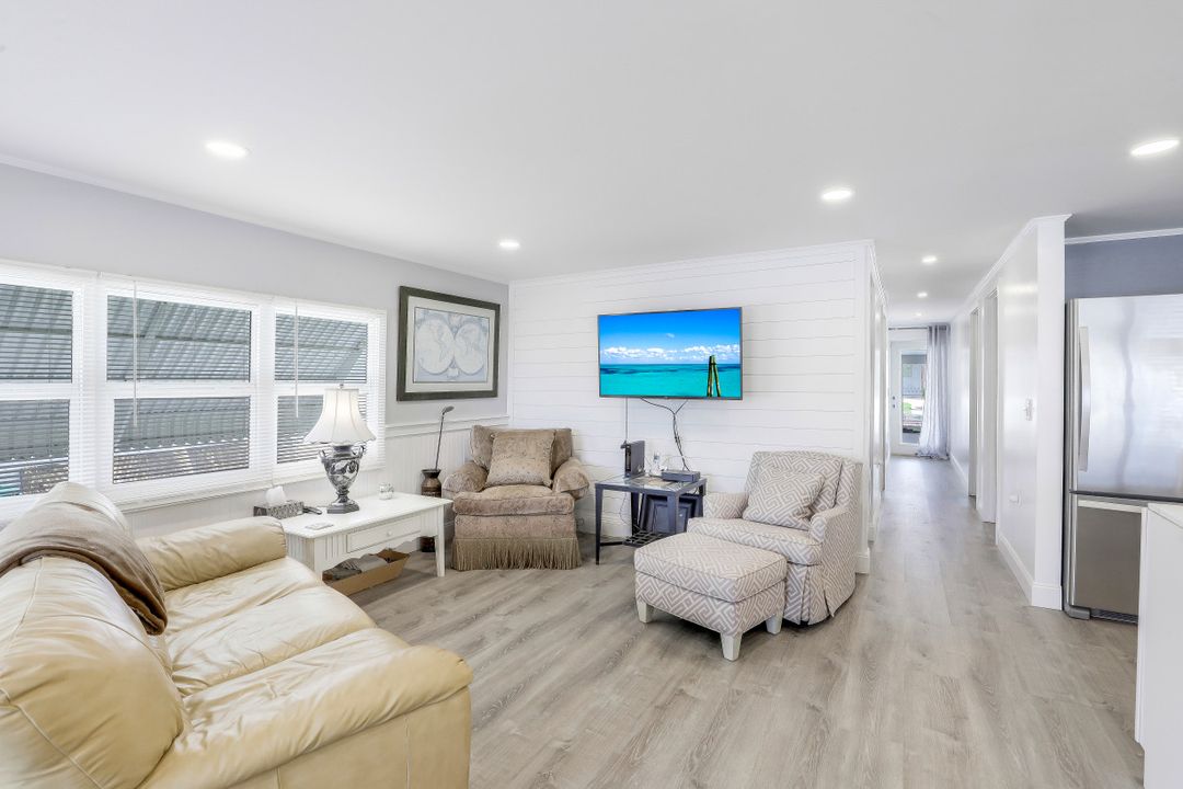 625 Palm Dr, Goodland, FL 34140