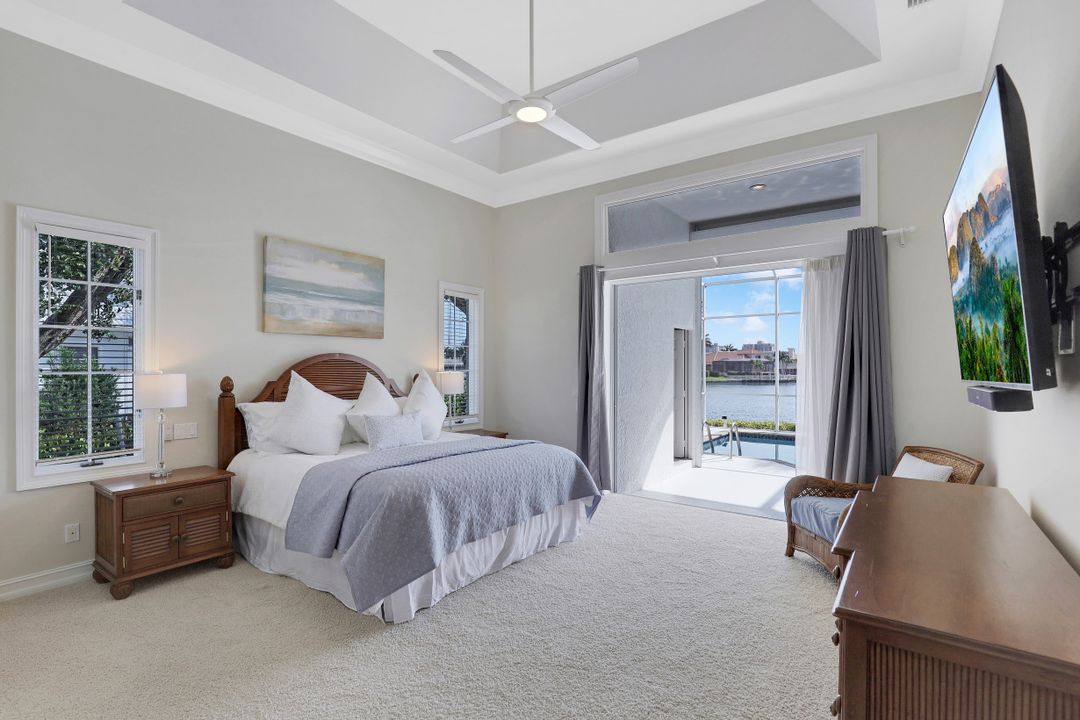 110 Copperfield Ct, Marco Island, FL 34145