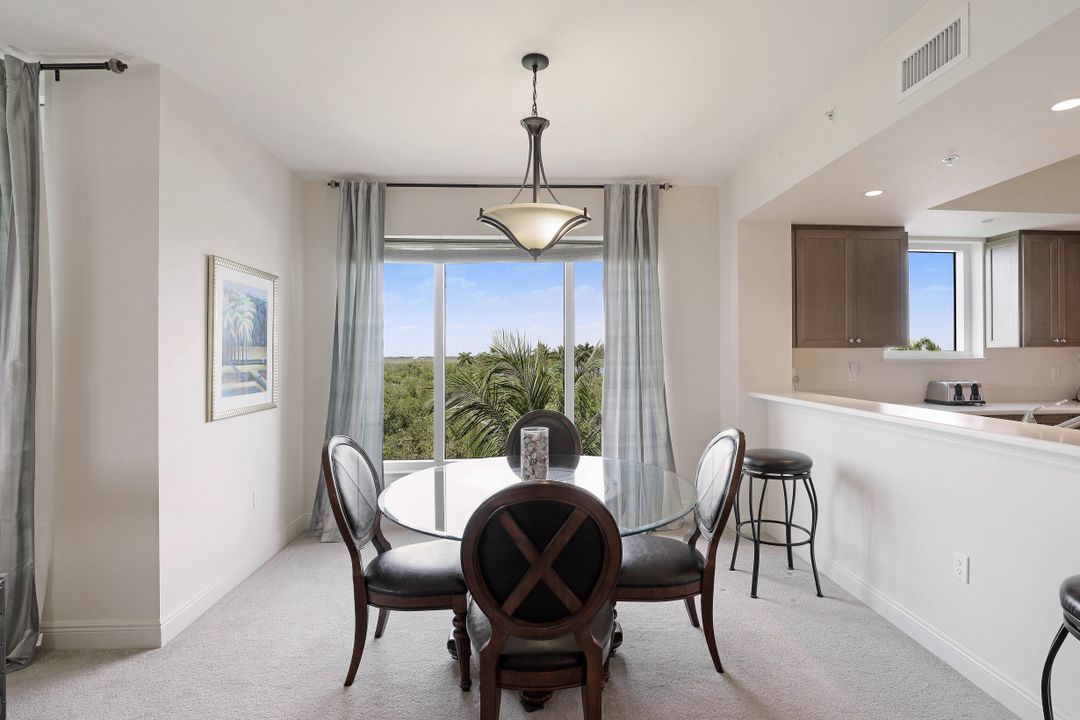 1065 Borghese Ln, Naples, FL 34114