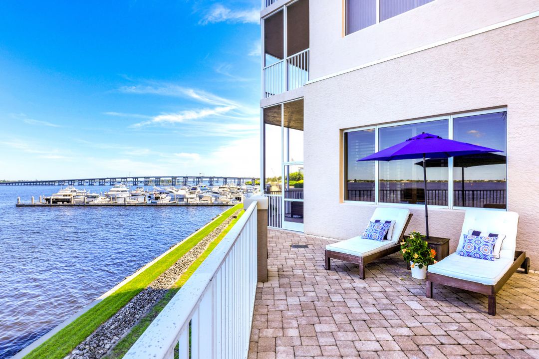 2104 W First St #301, Fort Myers, FL 33901