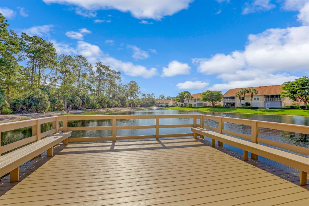 6325 Lexington Ct, Naples, FL 34110