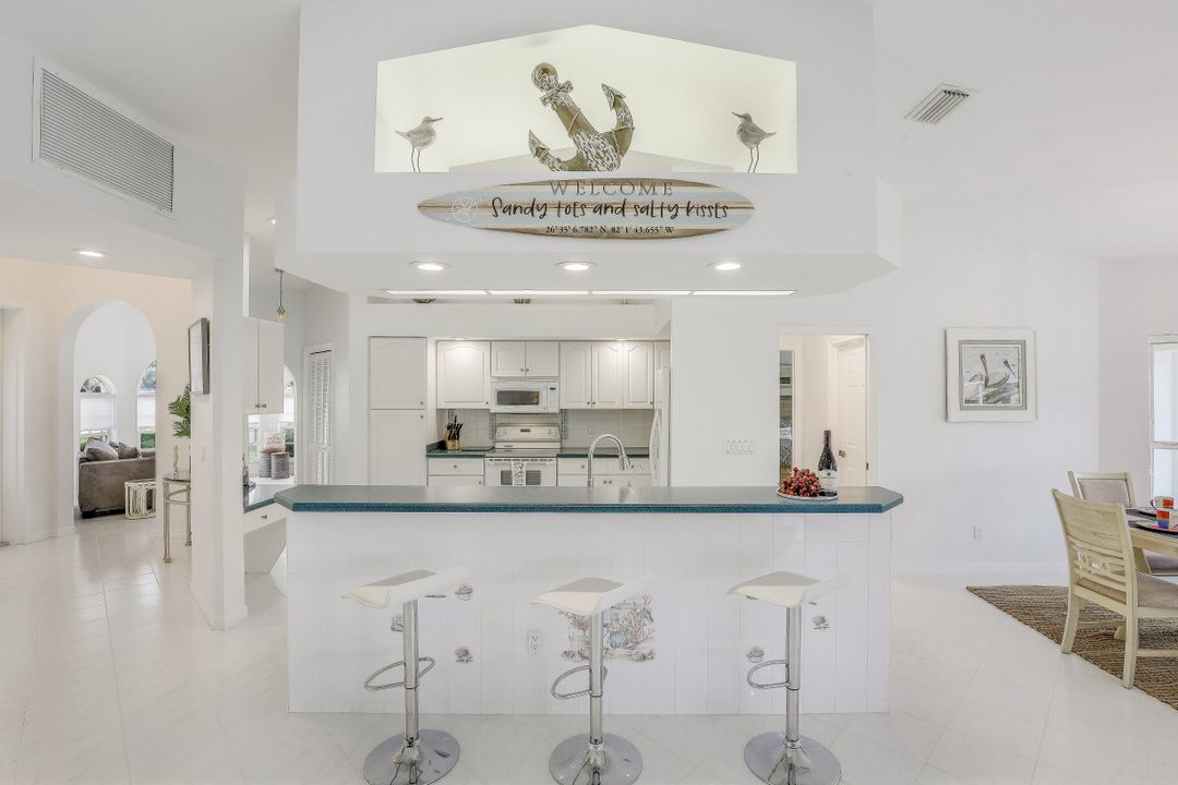 2700 SW 36th Ln, Cape Coral, FL 33914