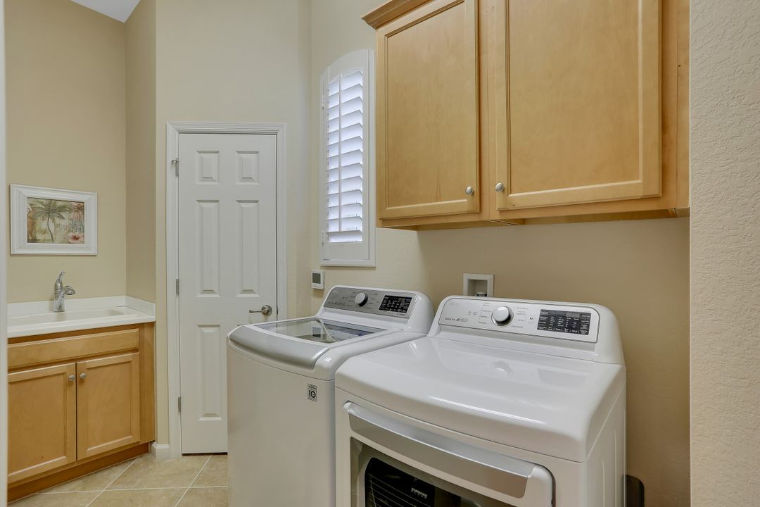 9508 Ironstone Terrace #201, Naples, FL 34120