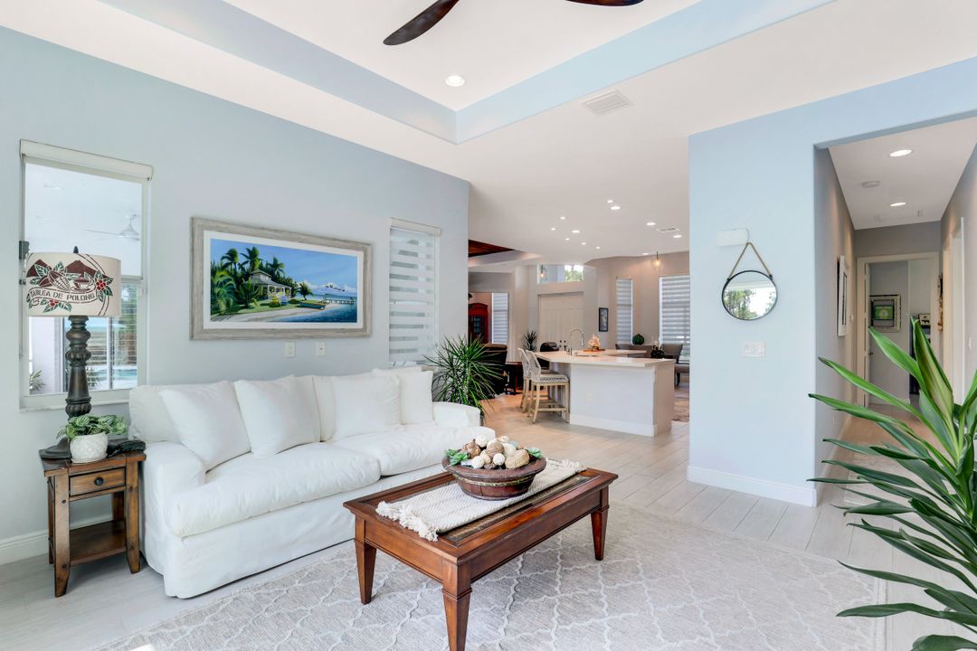 2112 16th St NE, Naples, FL 34120