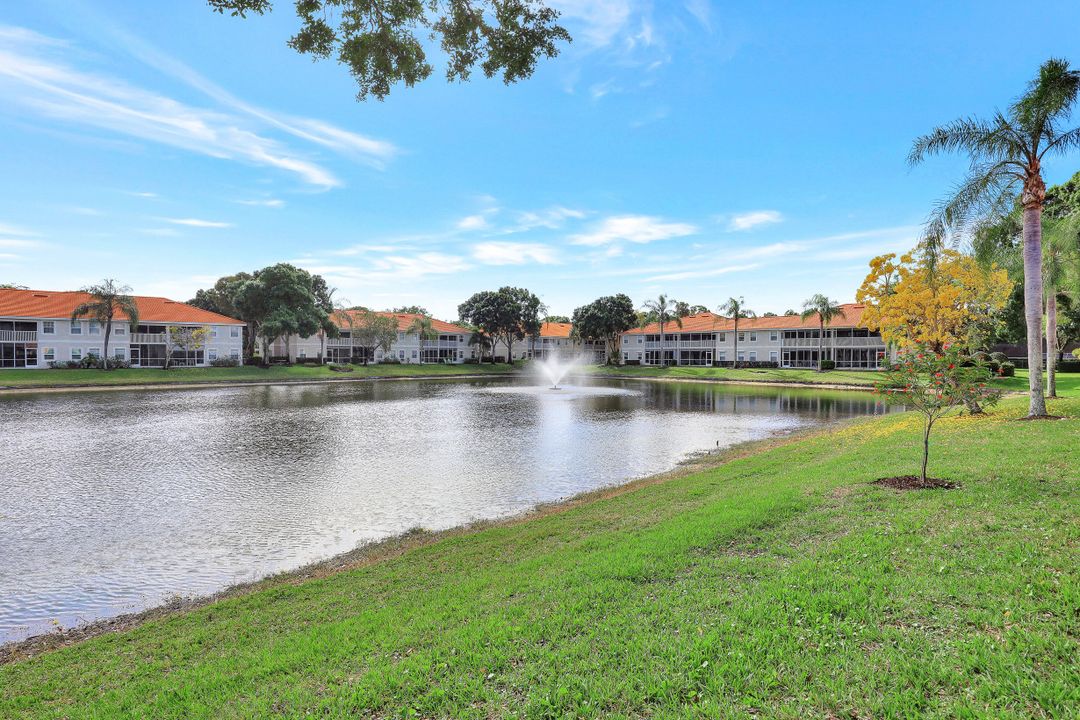 7466 Jacaranda Park Rd #U-101, Naples, FL 34109