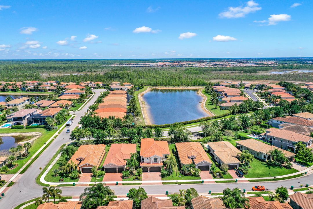 3054 Hudson Terrace, Naples, FL 34119