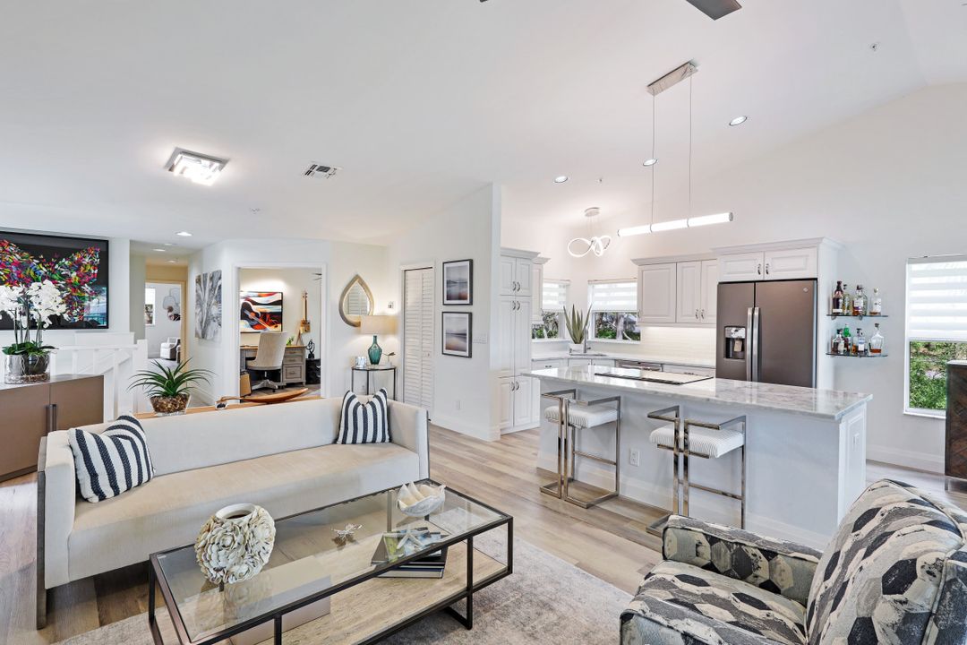 24820 Lakemont Cove Ln #201, Bonita Springs, FL 34134