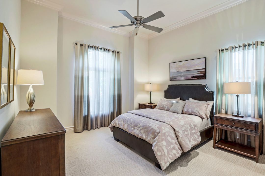 16462 Seneca Way, Naples, FL 34110