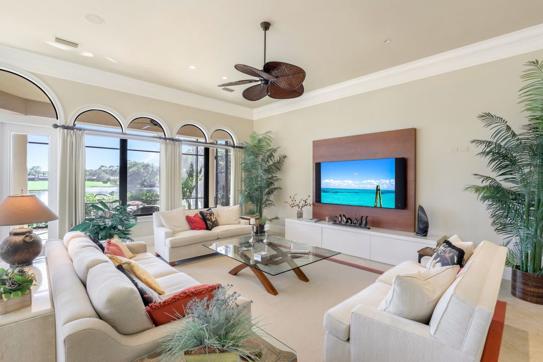 3501 Creekview Dr, Bonita Springs, FL 34134