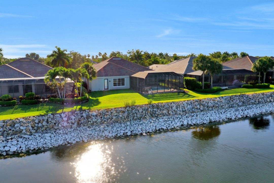 8761 Hideaway Harbor Ct, Naples, FL 34120