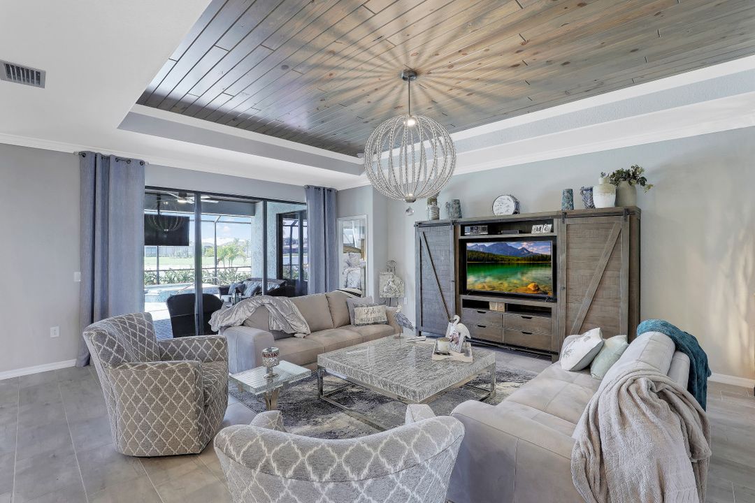 17528 Ashcomb Way, Estero, FL 33928