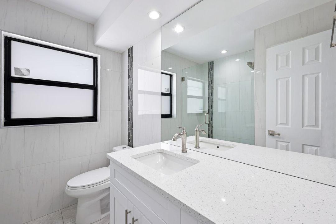 5243 SW 3rd Ave, Cape Coral, FL 33914