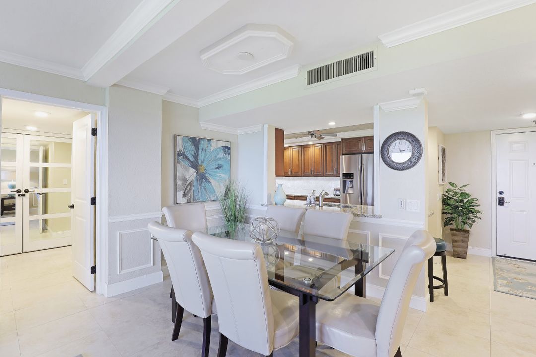 17 Bluebill Ave #1005, Naples, FL 34108