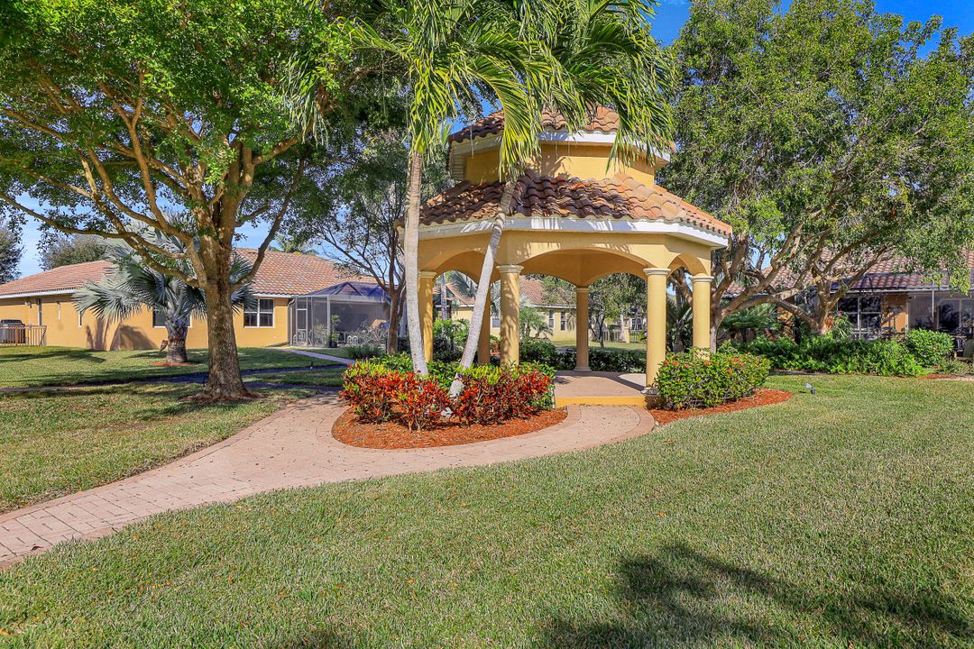 4931 SW 20th Ave, Cape Coral, FL 33914