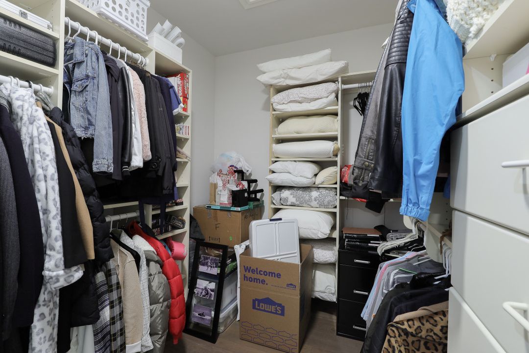 4501 Silver Fox Dr, Naples, FL 34119