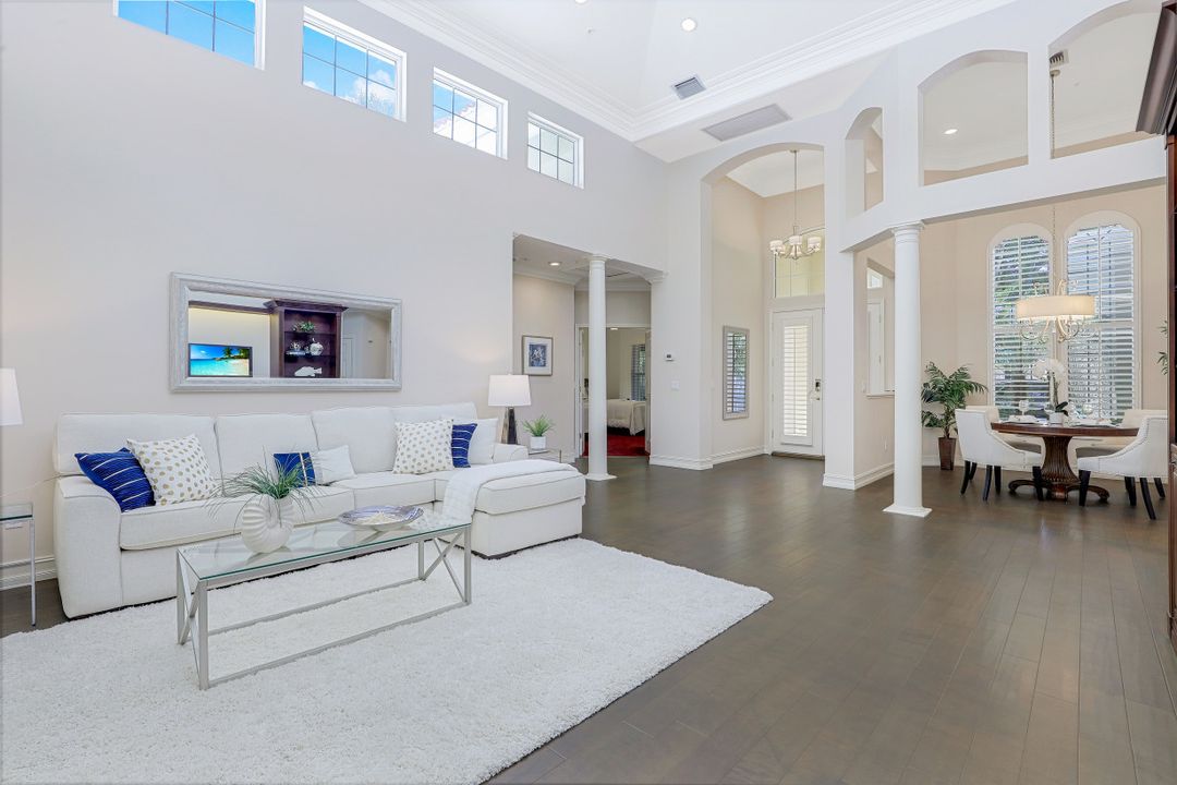 3726 Rachel Ln, Naples, FL 34103