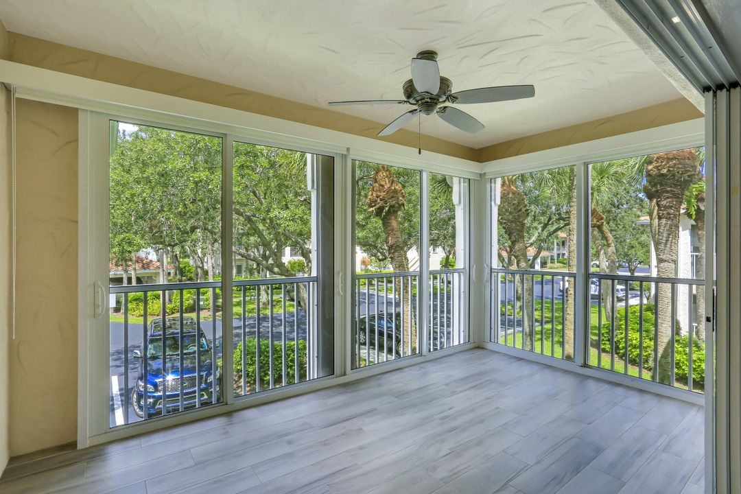 104 Tuscana Ct #805, Naples, FL 34119