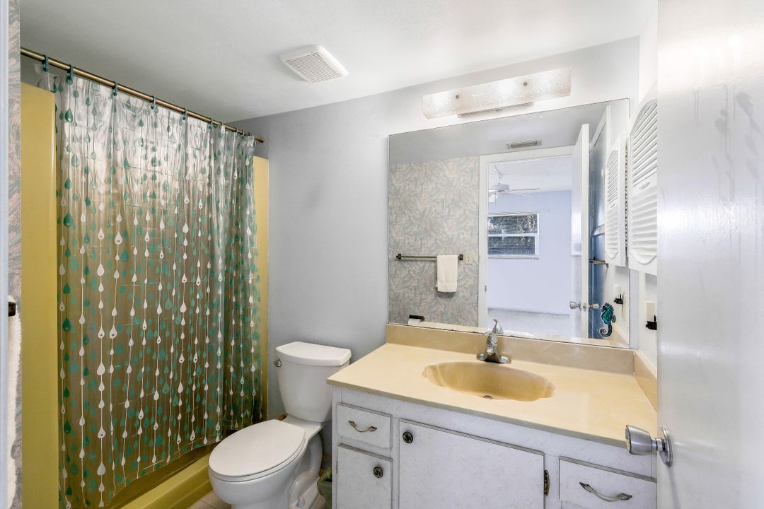 1549 Sandpiper St #39, Naples, FL 34102